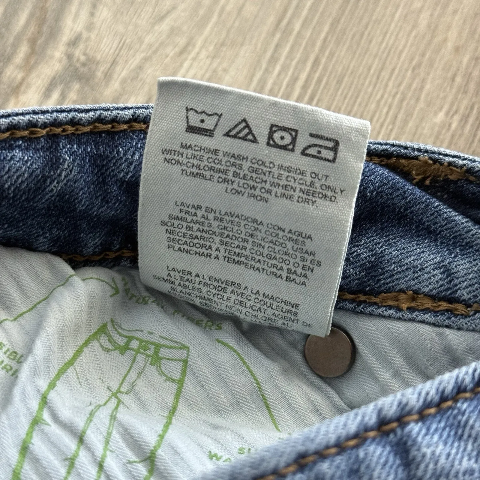 Wrangler High Rise Trouser Flare Jeans Women’s Size 27x34 Dark Wash - Image 7