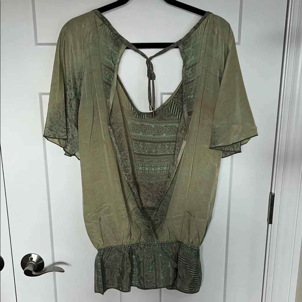 NWOT Karma Highway Paisley Print Tie Back Elastic Waist Top - Image 2