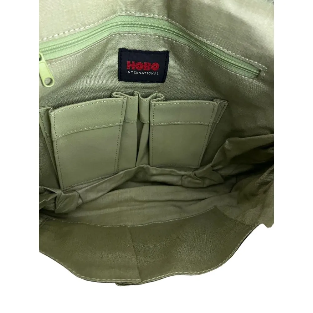 Hobo International black pebbled leather messenger bag purse Soft flap - Image 6