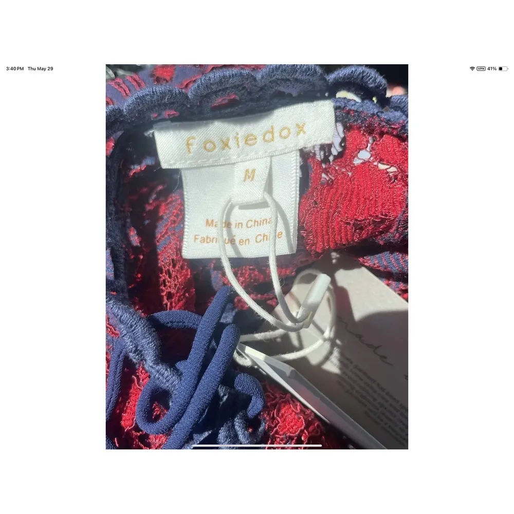 NWT Foxiedox Lace Top Red & Navy Blue Short Sleeve Lined Back Detail Size M - Image 5