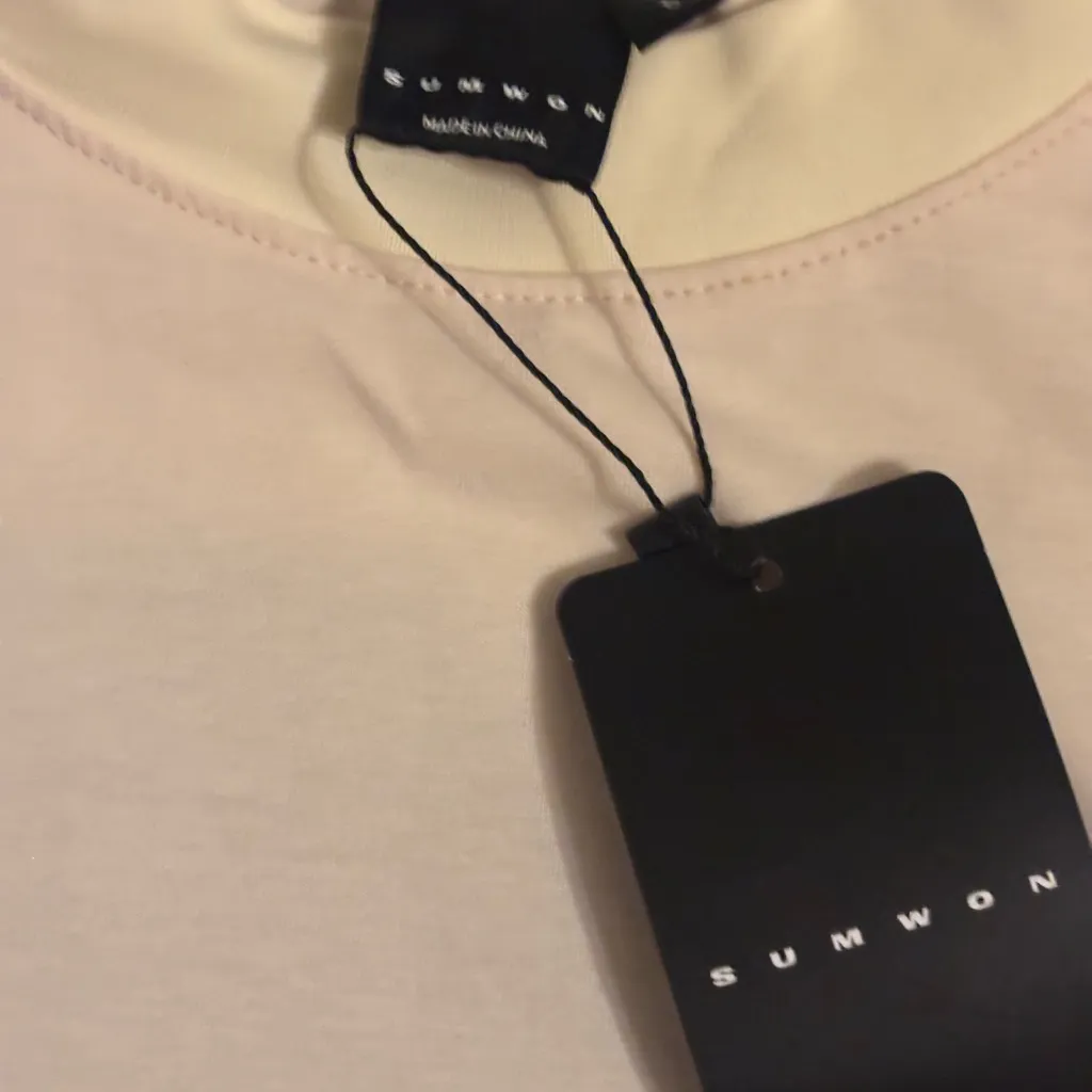 NWT Women’s SumWon T - Image 3