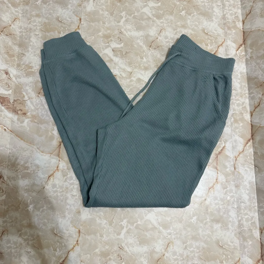 Hollister Gilly Hicks Cozy High Waisted Ribbed‎ Joggers size S - Image 3