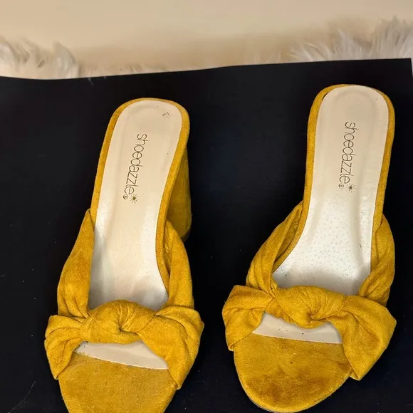 Shoe Dazzle Yellow Suede Mules Size 6 - Image 2