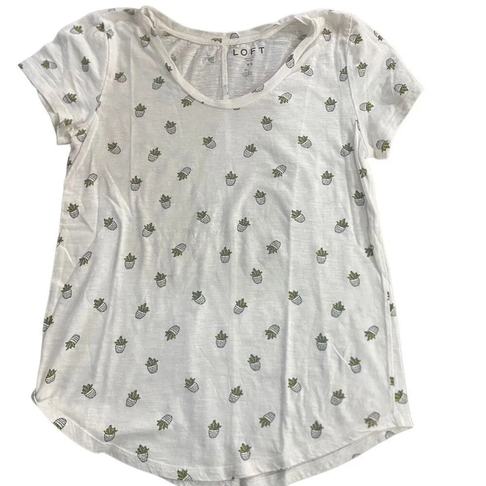 Large Bundle of 9 Loft-pieces  7 shirts 1 sweater 1 pair of pants XS - Image 10