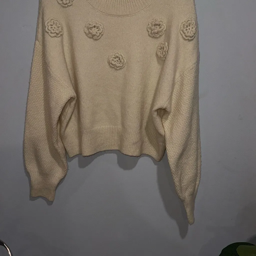 Jessica Simpson Cream Crew Neck Sweater with Ribbed Cuffs - Image 2