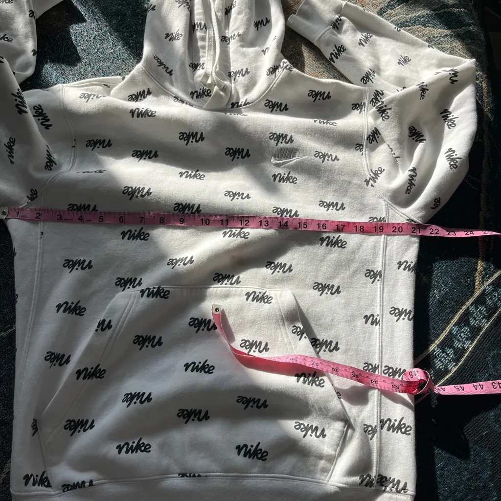 Nike Allover Logo Pullover Hoodie Women’s XS White Black Print Fleece Sweatshirt - Image 13