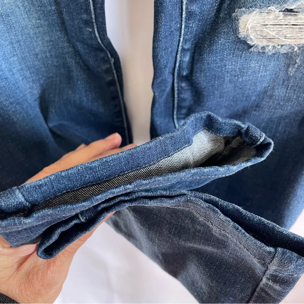 Chico’s Mid Rise Denim Blue Jean Stretch Waist Distressed Skinny Women Sz 0R=4R - Image 5