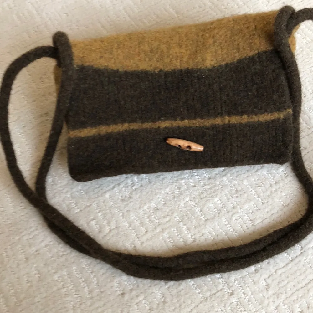Handmade Feltef bag - Image 3