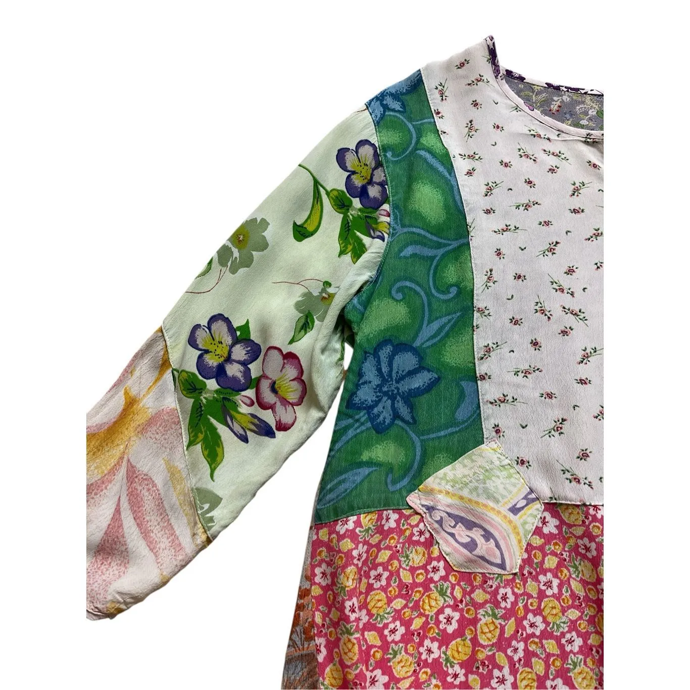 Sacred Threads  tunic blouse multi print sz Medium - Image 4