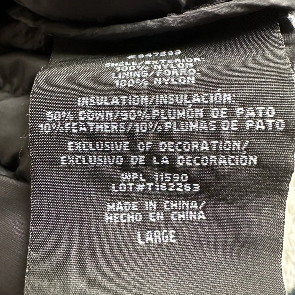 Down puffer vest size medium - Image 2