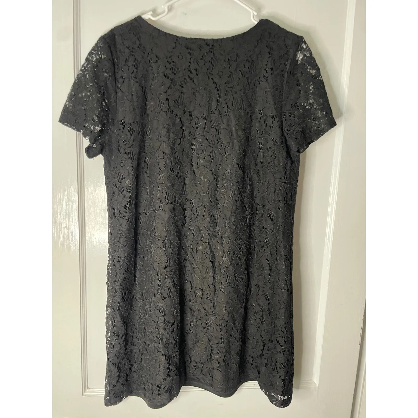 Lulus Black Lace V Neck Short Sleeve Party Cocktail Dress Women's Size L‎ - Image 4