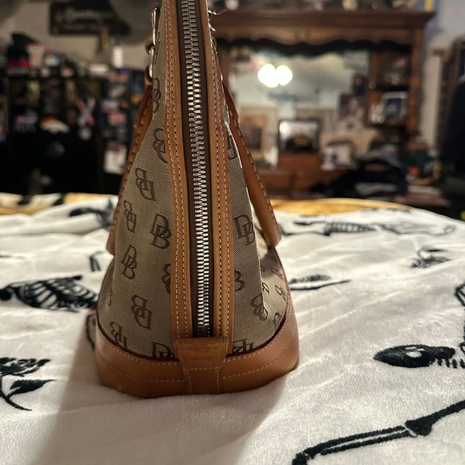 Dooney Bag - Image 4