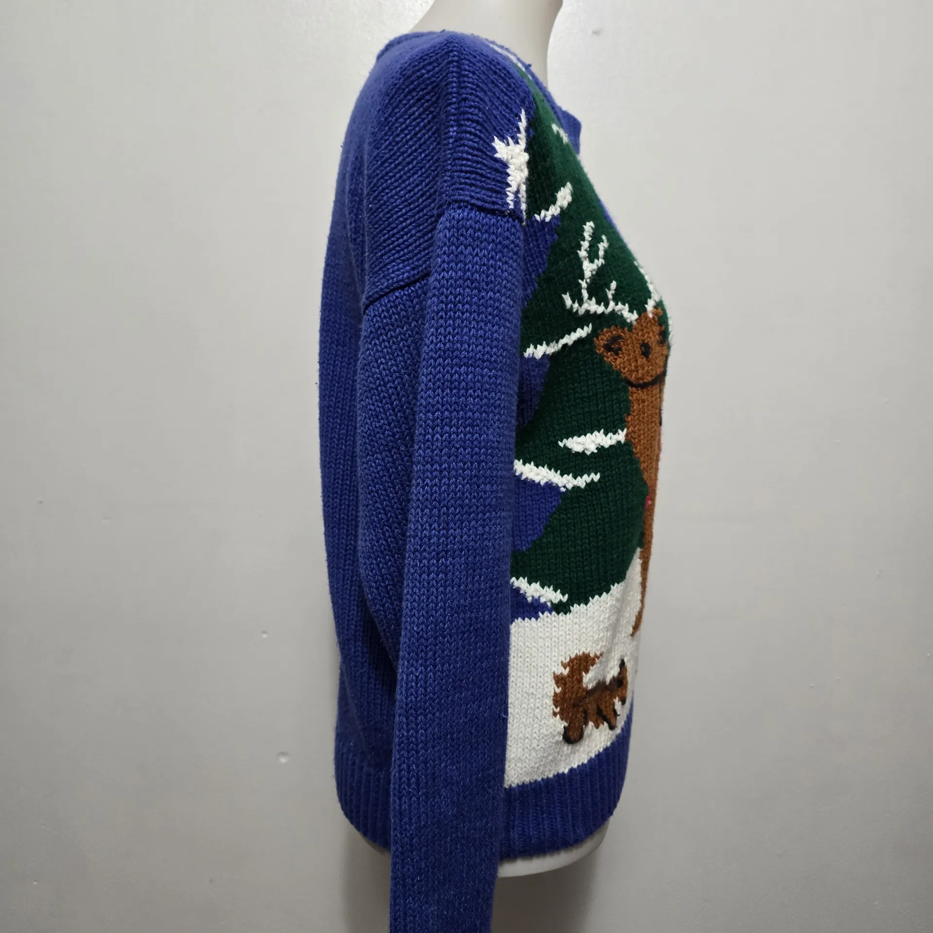 Vintage Adolfo 90s Blue Kitschy Holiday Wintery Scene Sweater Small Cottagecore - Image 4