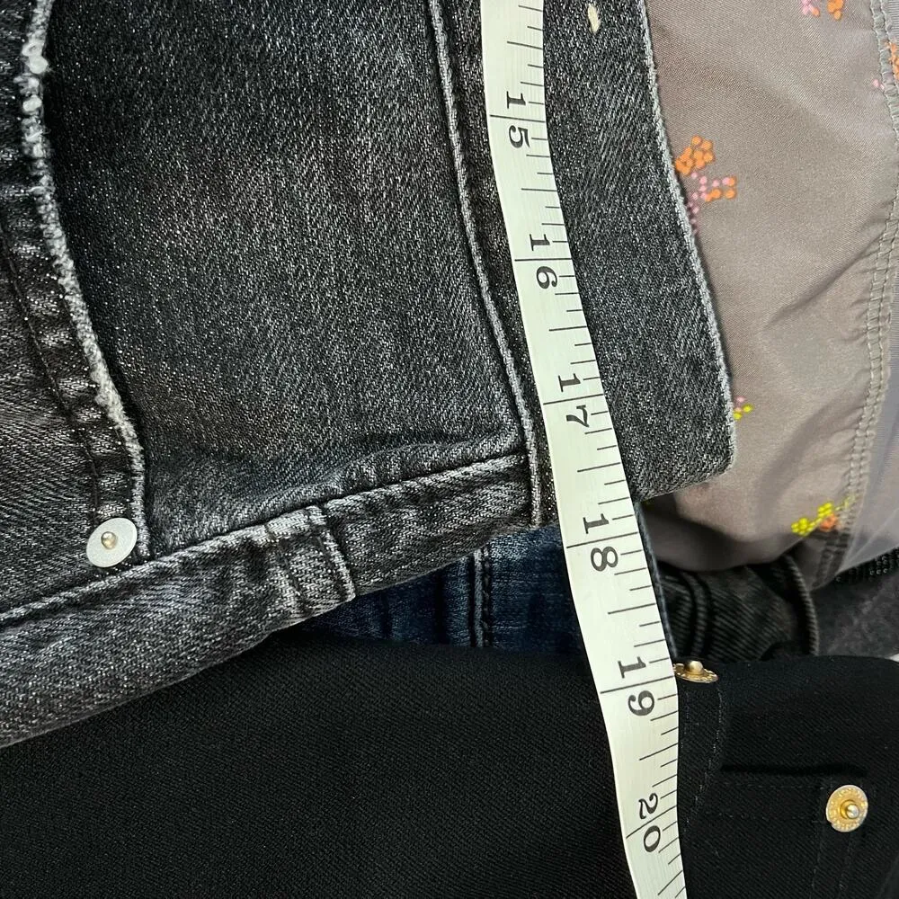 Madewell Light Black Raw Hem Midrise Relaxed Denim Shorts Women's Size 31 - Image 6