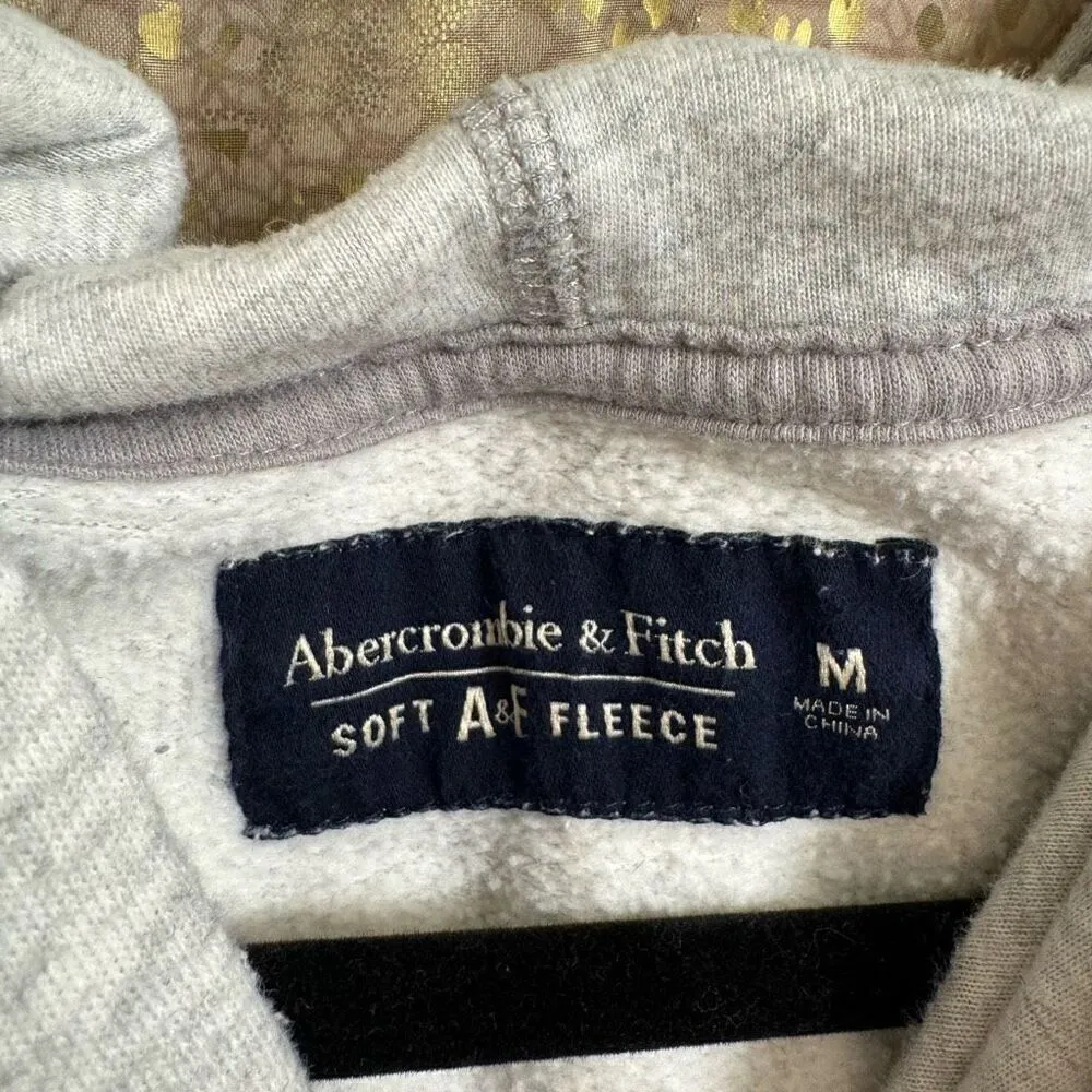 Abercrombie & Fitch Soft Fleece Gray Logo Pullover‎ Hoodie Sweater Medium - Image 4