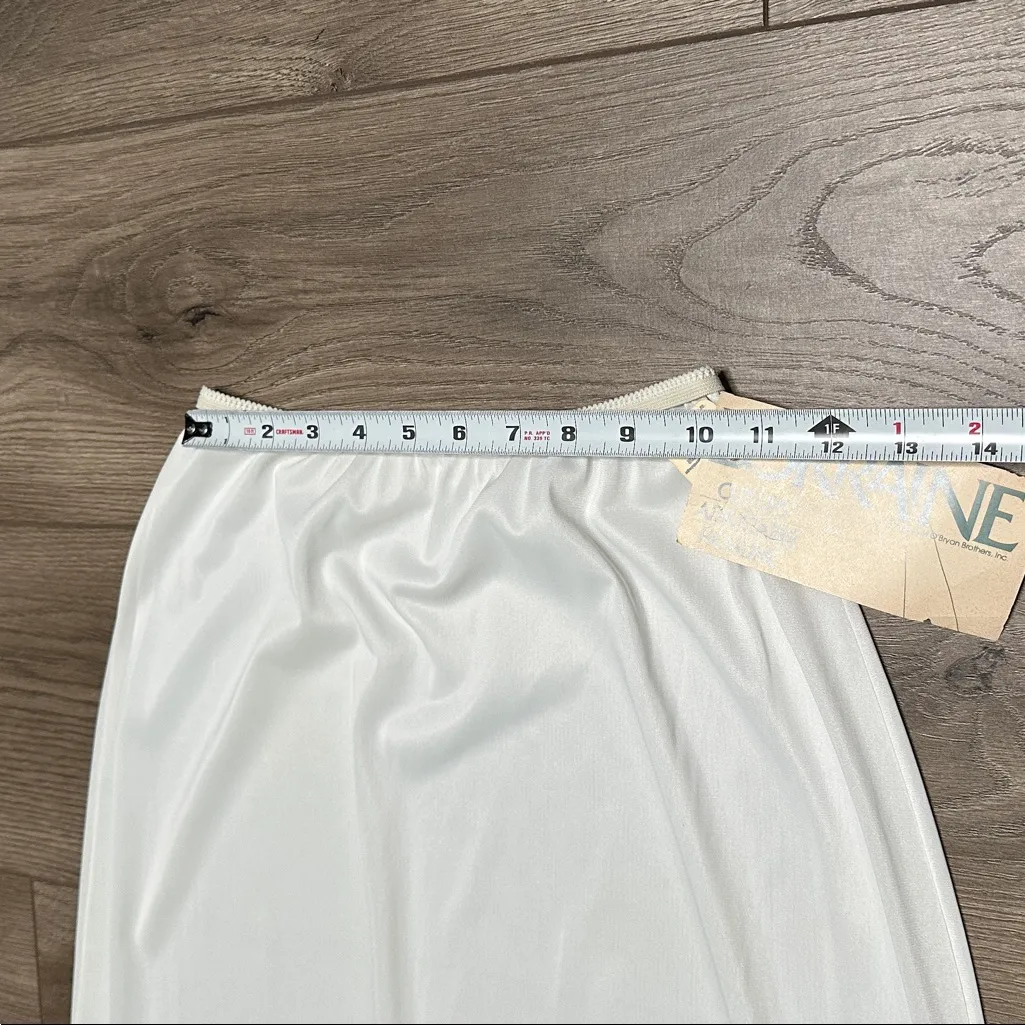 Vintage‎ Lorraine Cut Ups Adjustable Hem White Half Slip Size Small - Image 4