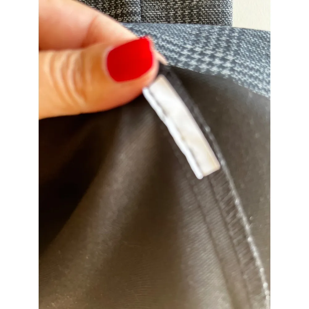 Meg & Margot Plaid Button Accent Career Pencil Skirt Gray Professional Academia Size M - Image 4