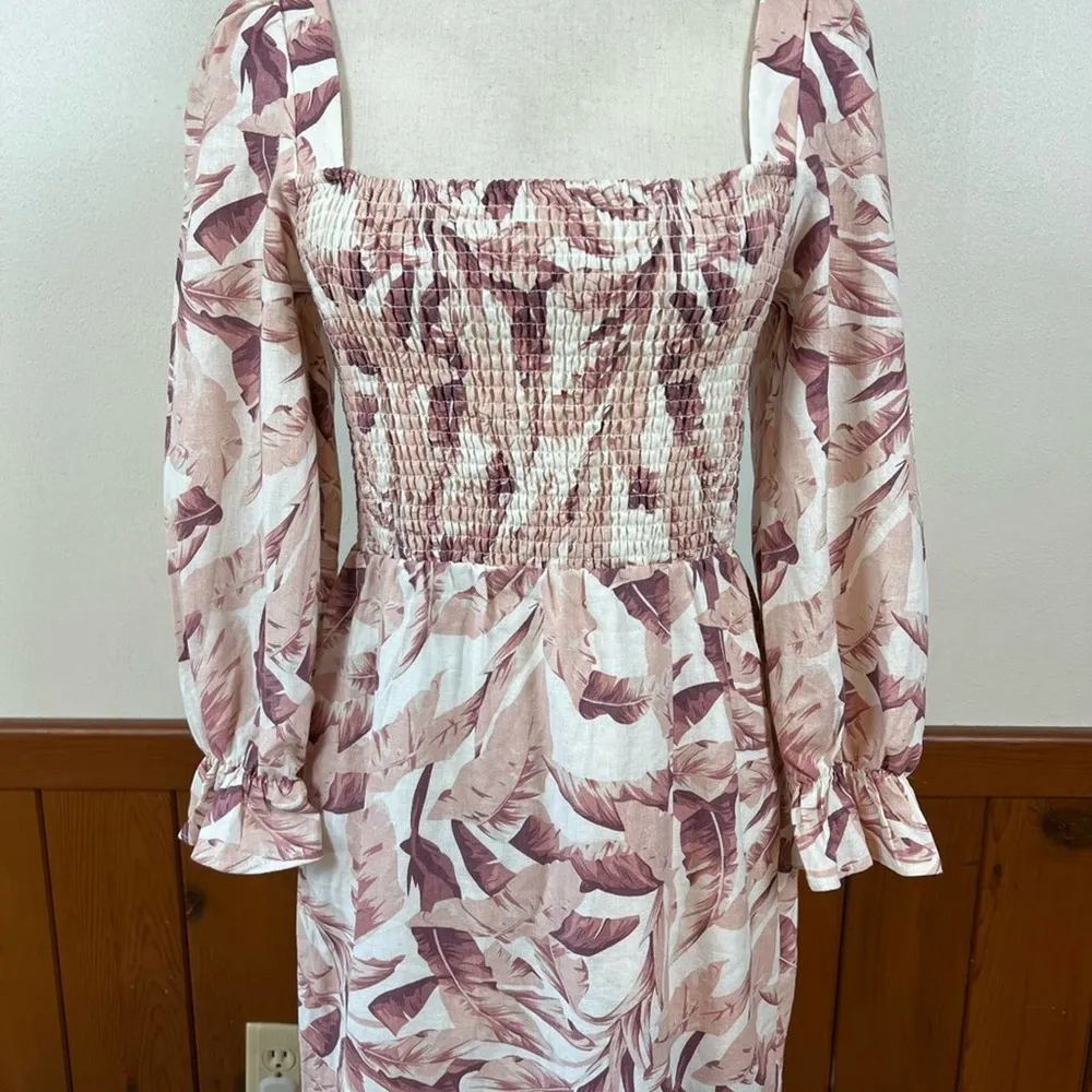 Gorgeous New House of Harlow 1960 Smocked Linen MIDI Dress! - Image 5