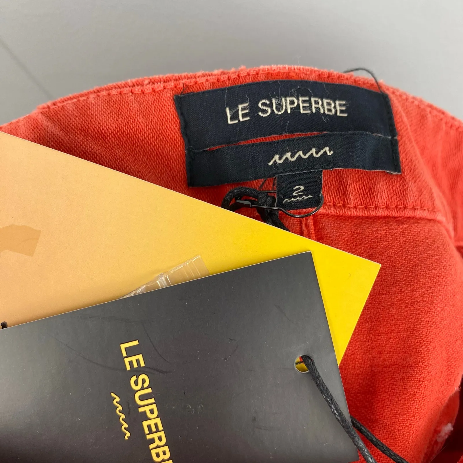 Le Superbe Woman's Red Beach Crawler Cut Off Shorts Size 2 $175 NWT - Image 6