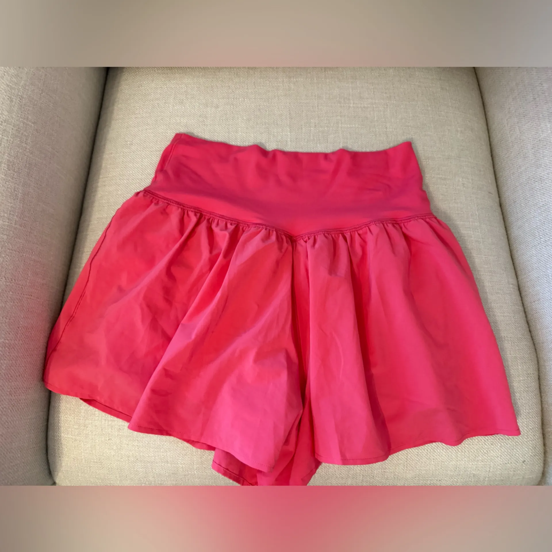 Aerie  Real Me Crossover Flowy Shorts Medium - Image 5