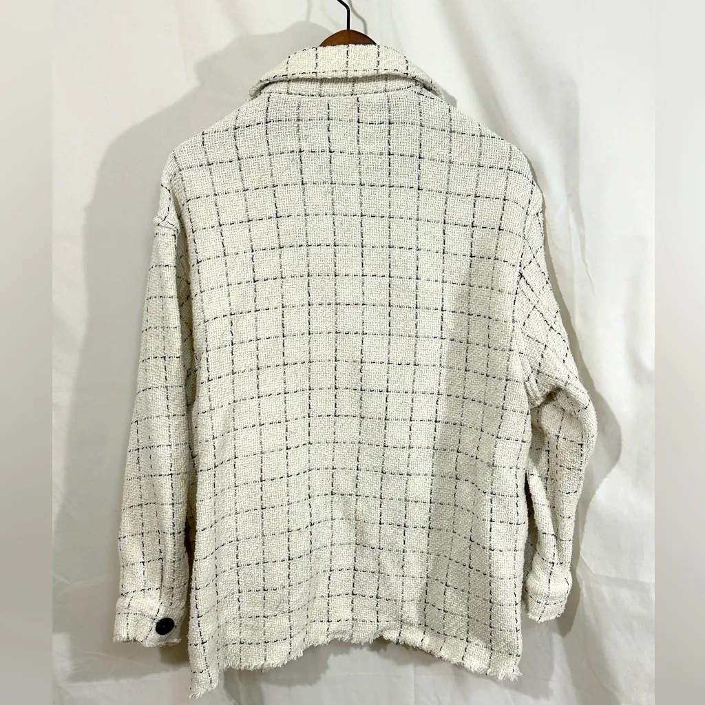 ZARA Women’s Tweed Plaid Check Shacket Jacket Medium Cream Black Button Front - Image 3