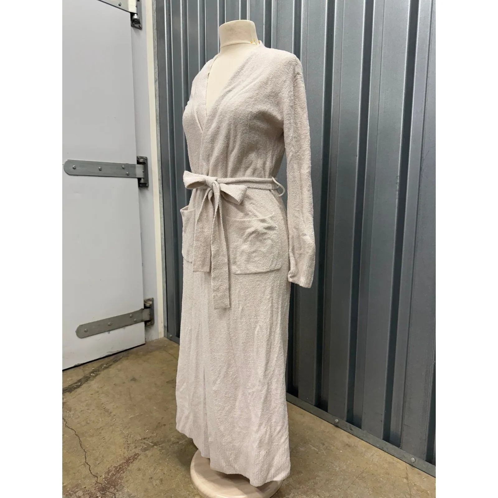 Barefoot dreams Cozy chic women’s fuzzy long robe - Image 3