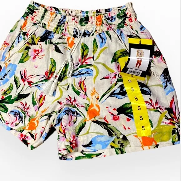 BRIGGS TROPICAL PRINT Linen Blend
Shorts - Effortless Summer SIZE S - Image 1