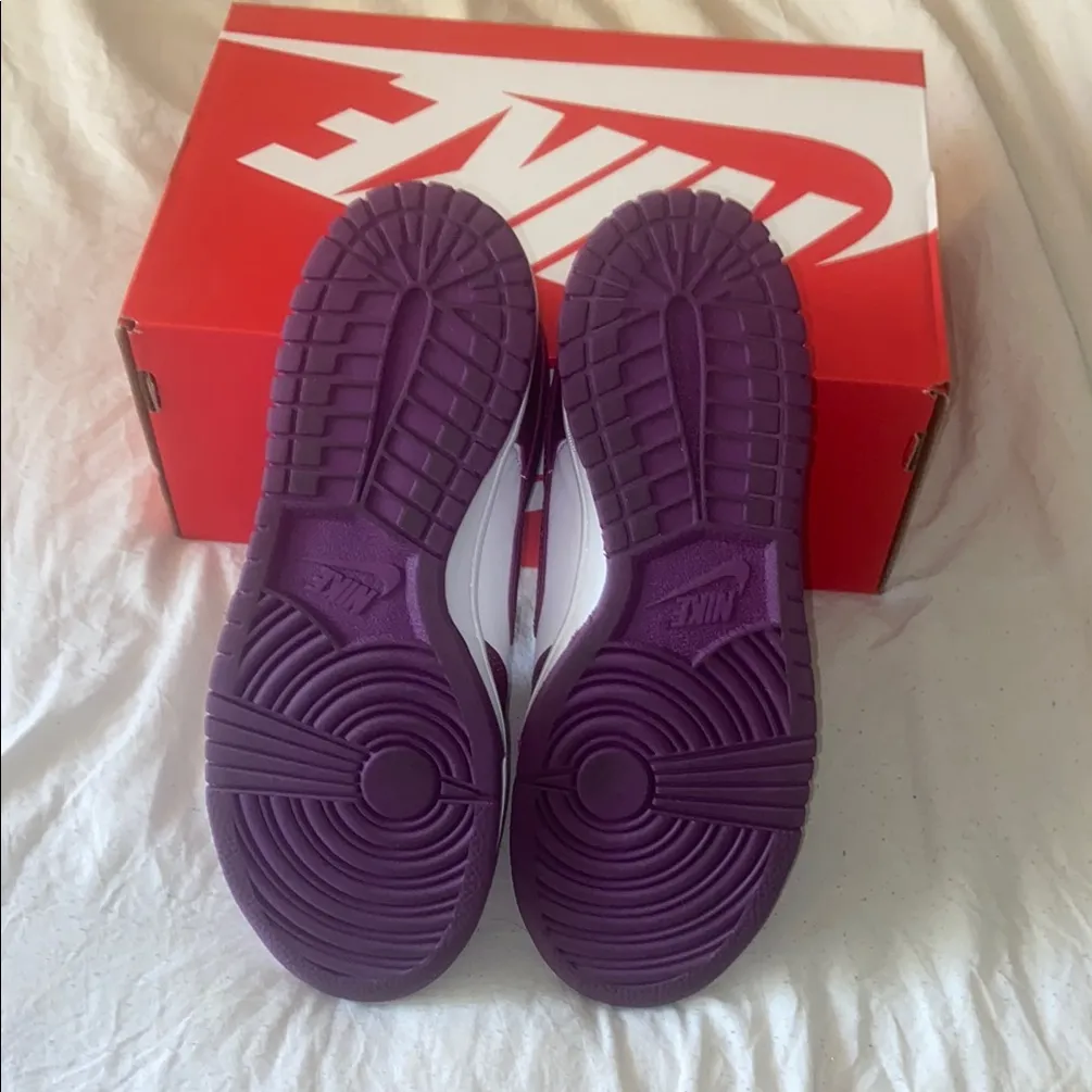Size 7 Purple and White Nike Dunk Low - Image 3