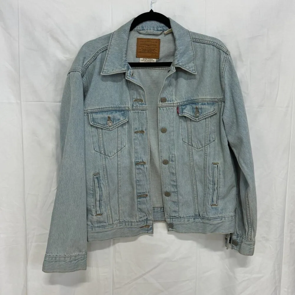 Levi's Light Wash Long Sleeve Collared Button-Front Trucker Jacket Blue Womens M - Image 2