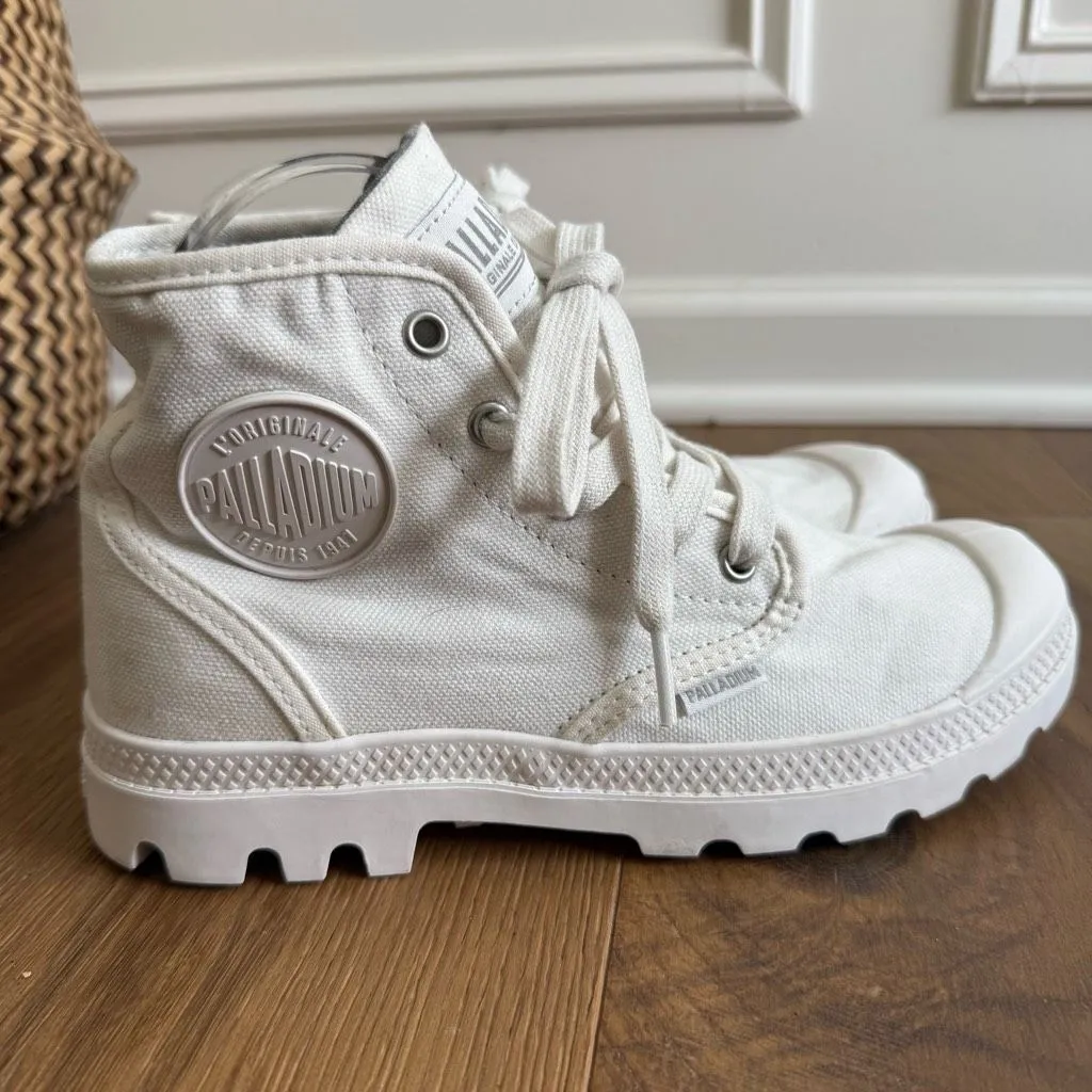 Palladium Pampa Hi Star White Chunky Lug Sole High Top Sneaker 7 - Image 2