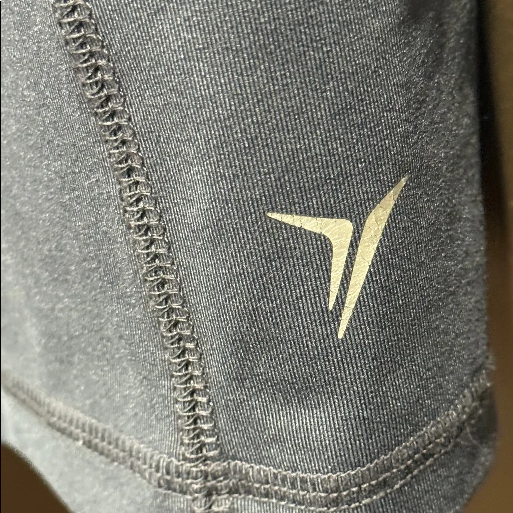 Old Navy Active, Heathered Gray Tank Top, Size M - Image 3