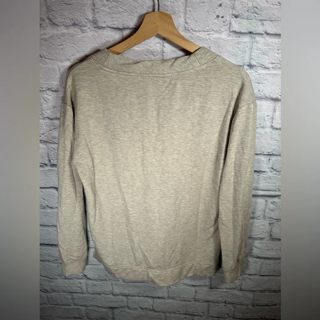 Orvis‎ vneck Beige Pullover fleece lined Sweater Womens size small - Image 2