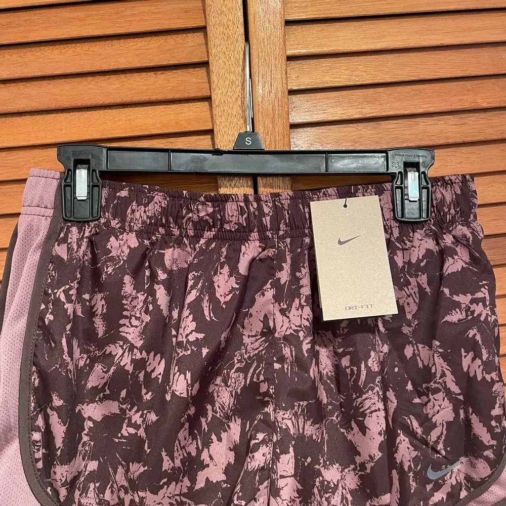 Nike Dri-Fit Women’s Lined Tempo Brown Athletic Running Shorts Sz M NWT - Image 3