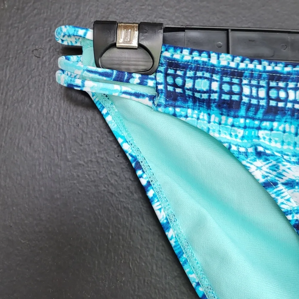 SO Aqua Multicolor Geometric Strappy Scoop Bikini Bottoms L - Image 5