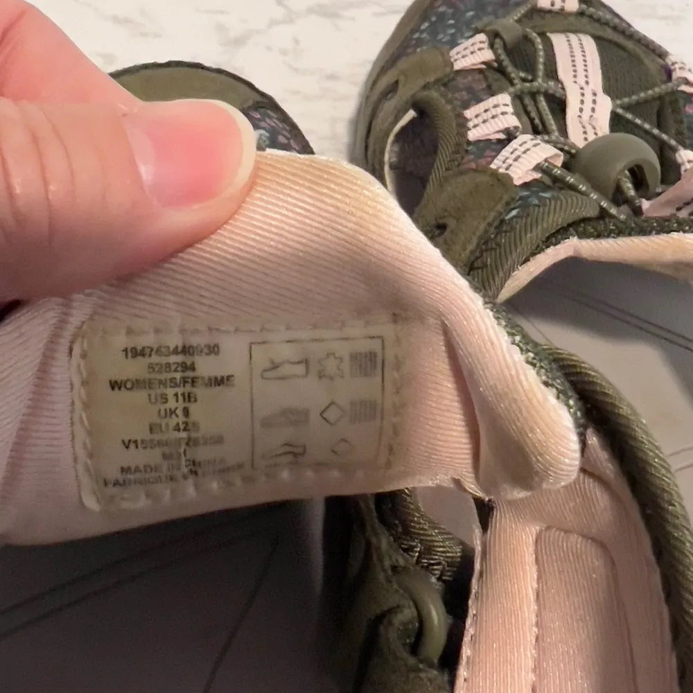 Lands End Women’s All Weather Close Toe River Sandals Green Size 11 - Image 6