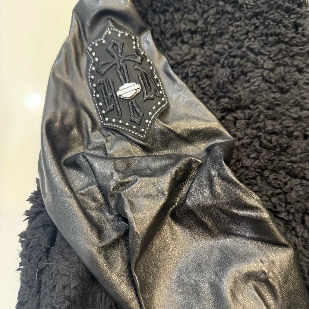 Harley Davidson Women's Sherpa and Leather Jacket Black Size L - Image 2