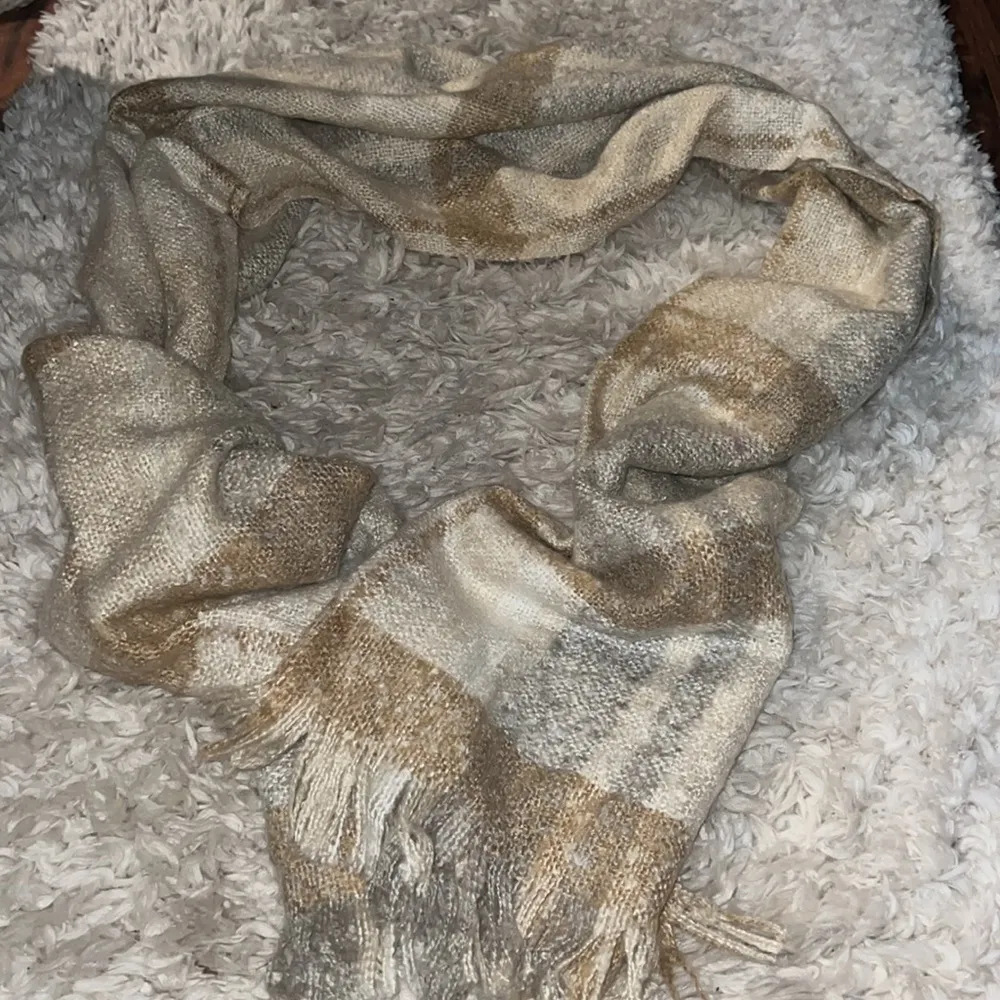 NWOT banana republic plaid scarf - Image 4
