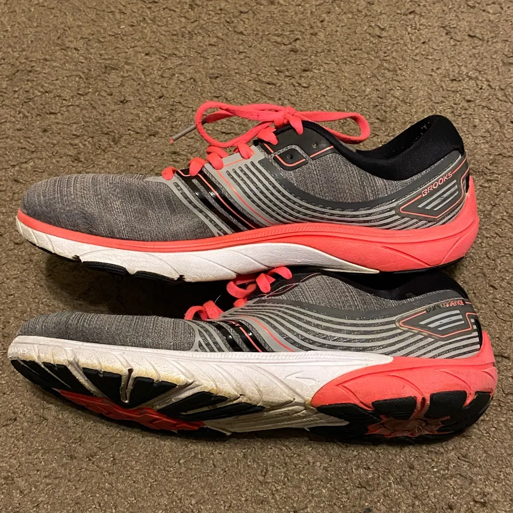 Brooks Pure Cadence 6 Women Size 10 B Gray Pink Coral‎ Running Jogging Shoes - Image 2