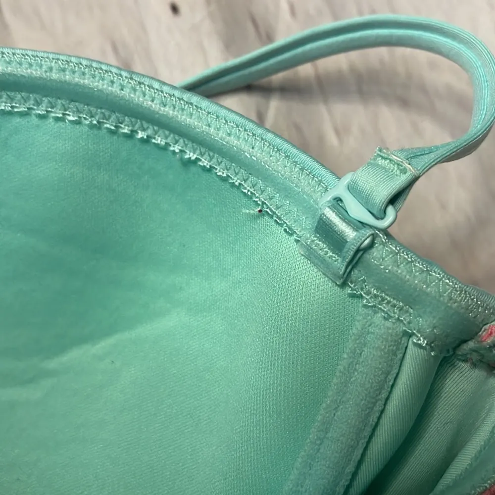 Brand new medium Victoria’s Secret swim top - Image 3