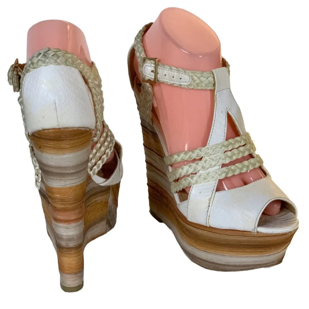 PENNY LOVES KENNY FAUX LEATHER WHITE & NEUTRALS WEDGE PLATFORM SANDALS (7.5) - Image 6