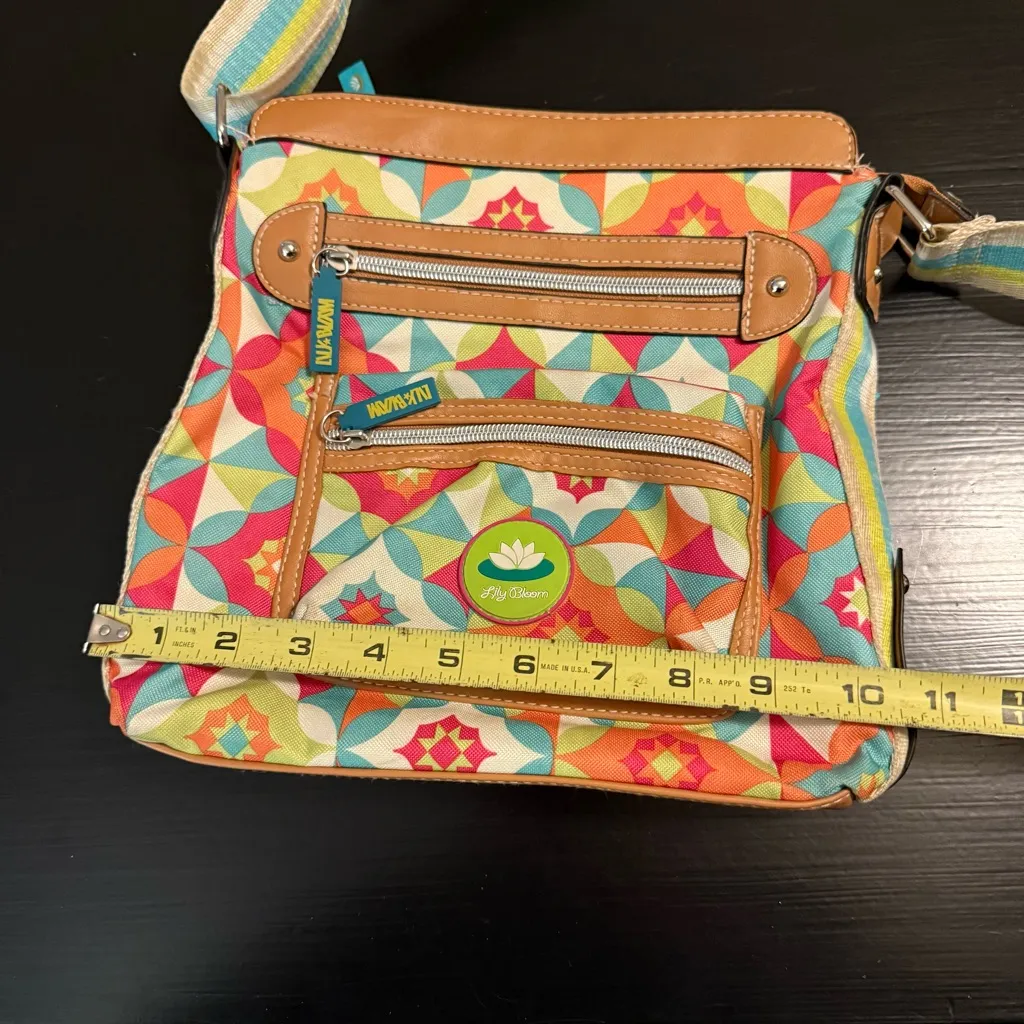 Lily Bloom Colorful Geometric Crossbody Bag - Image 2