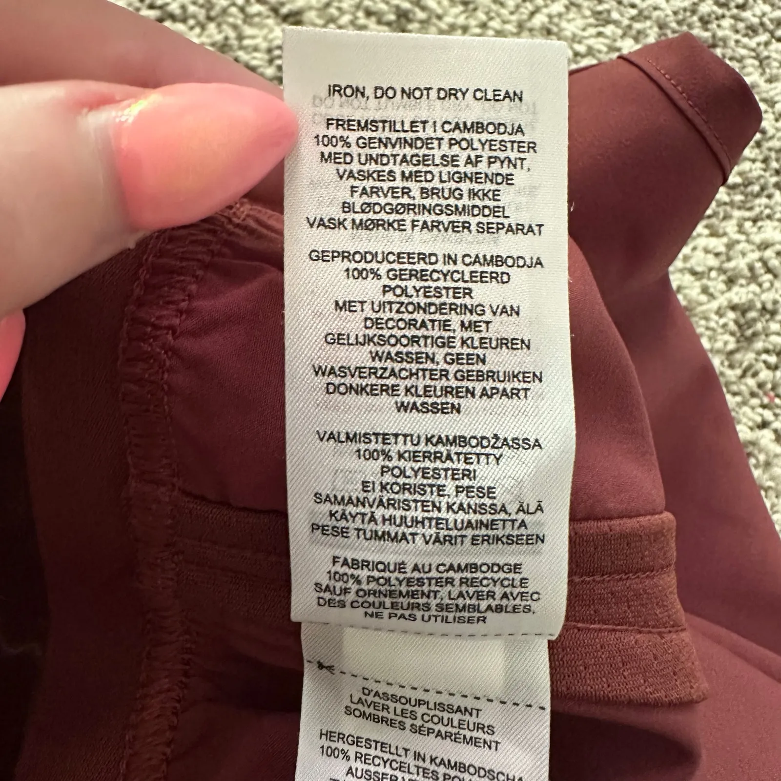 Gymshark maroon red athletic shorts size XL - Image 6