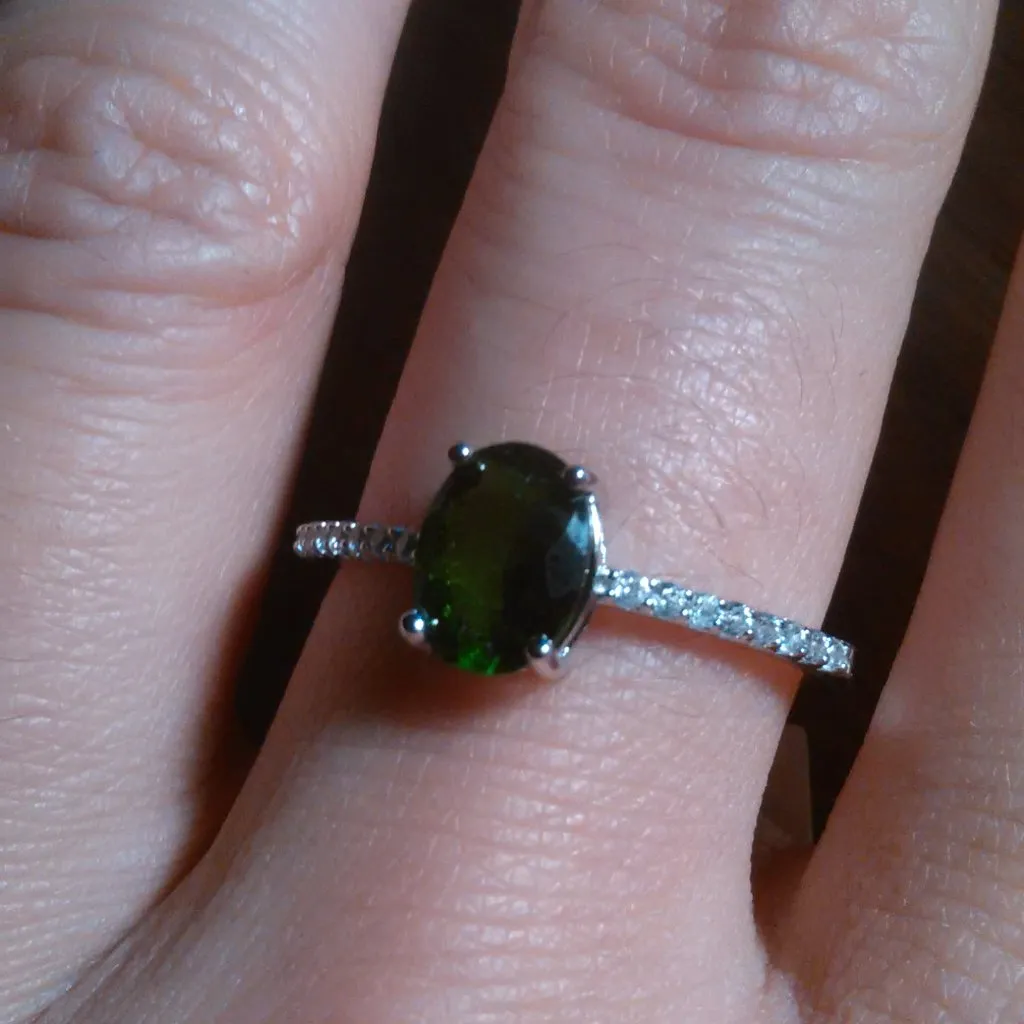 Green Chrome Diopside And White Zircon Sterling Silver Ring (Size 9) - Image 10
