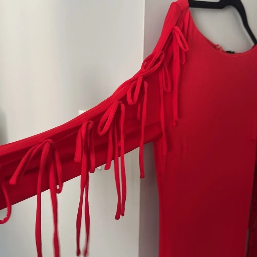 NWT NBD Simone gown bright red size medium - Image 4