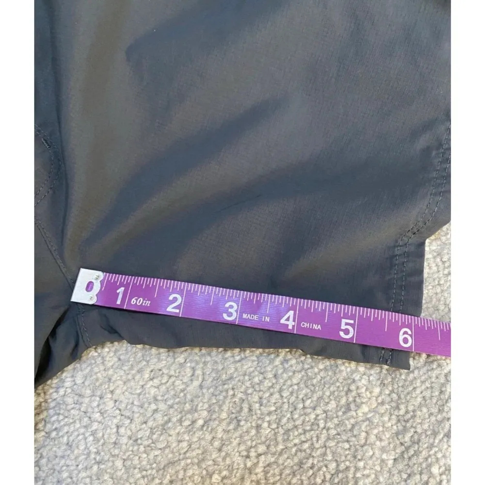 Columbia Women’s Silver Ridge Cargo Shorts Black Size S - Image 10