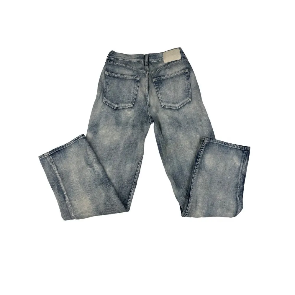 GRLFRND - The Bella Boyfriend Jeans in Light Wash Blue - Image 7
