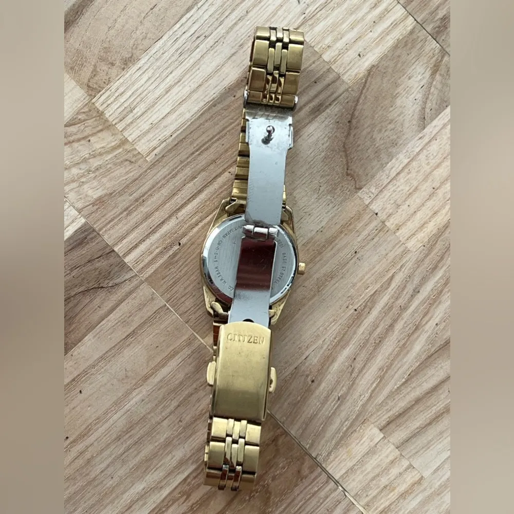 Citizen Ladies Watch Vintage White Dial Gold Tone Bracelet Date Window - Image 8