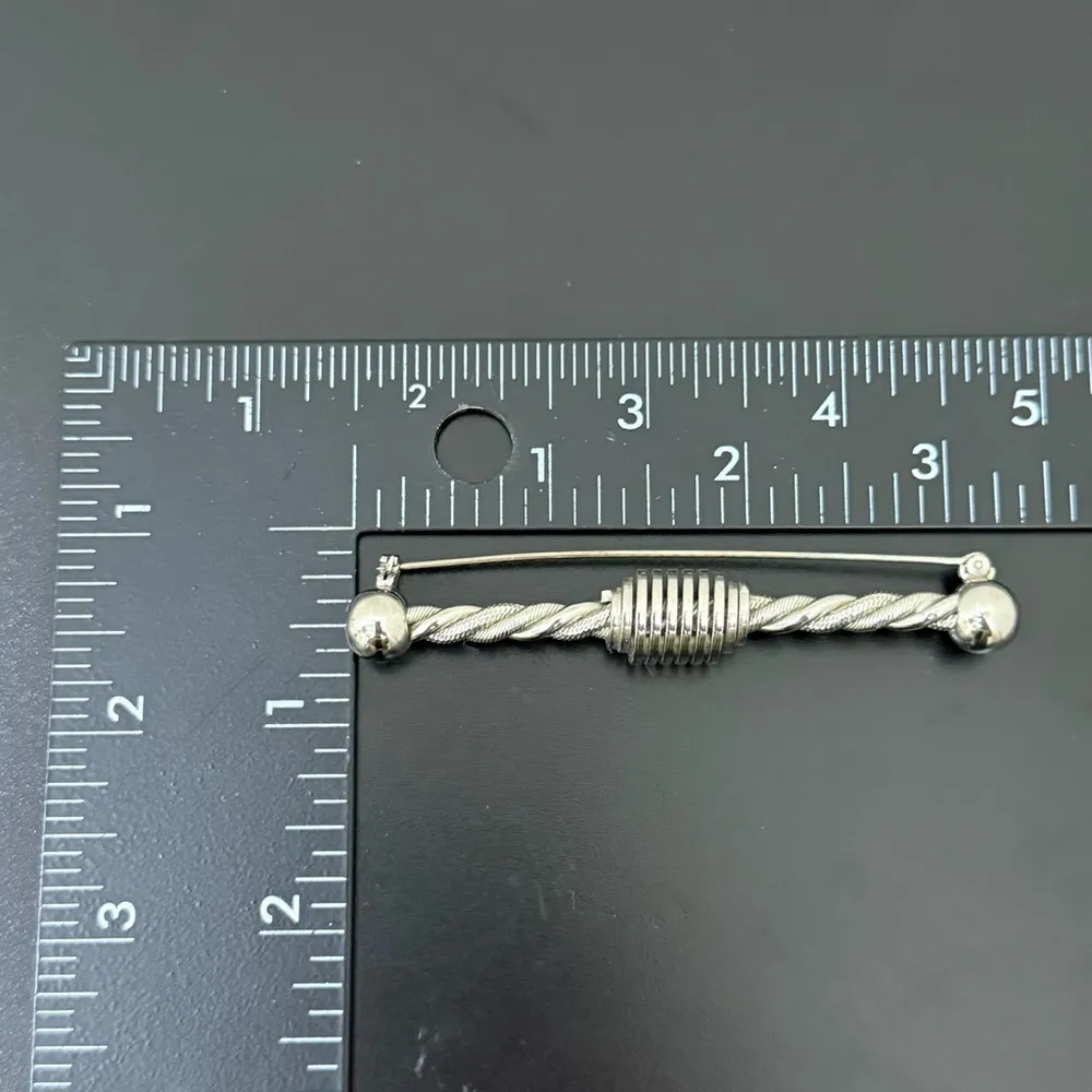 Unsigned Silver - Image 9