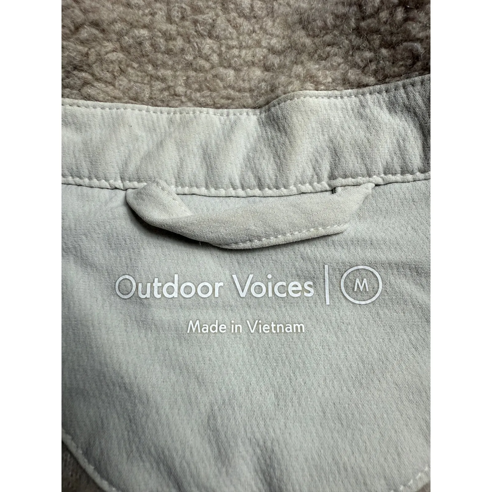 Outdoor Voices Colorblock Fleece‎ Jacket Button Up Teddy Bear Coat M Beige Pink - Image 4