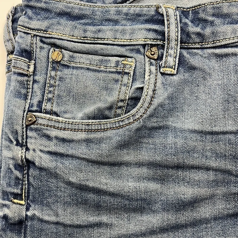 Kut From The Kloth Catherine Boyfriend Short Size 6 - Image 14